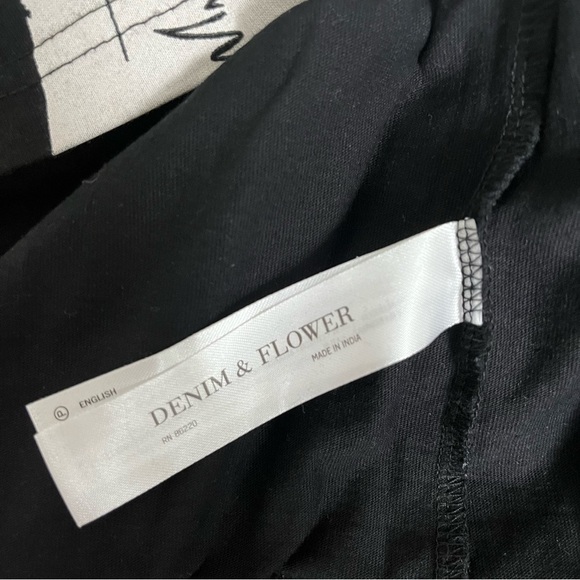 DENIM & FLOWER sz M Black Tshirt French BULLDOG Completely Yours Short Sleeve - Picture 6 of 7